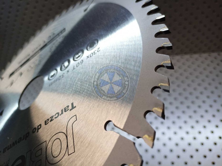 Tarcza z widią do drewna 230mm 60T tarcza do drewna 230mm 60 zębów