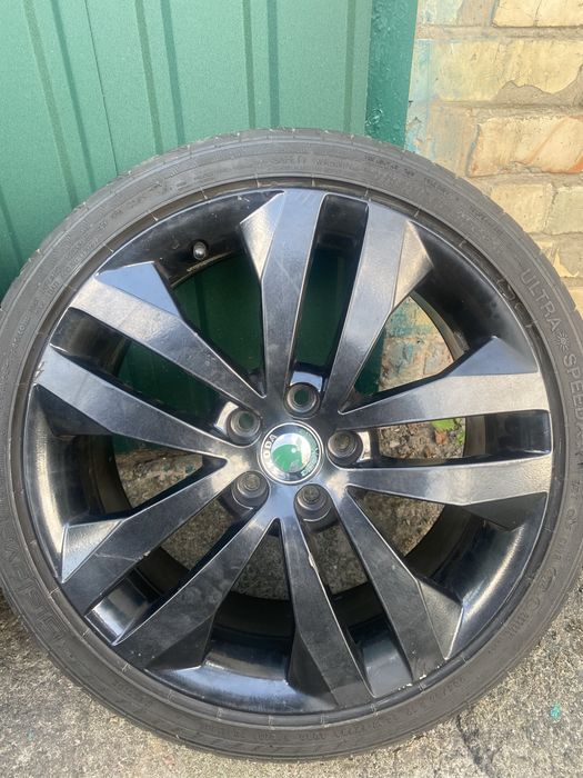 Продам комплект дисків 5*100 r17 vrs на шкоду