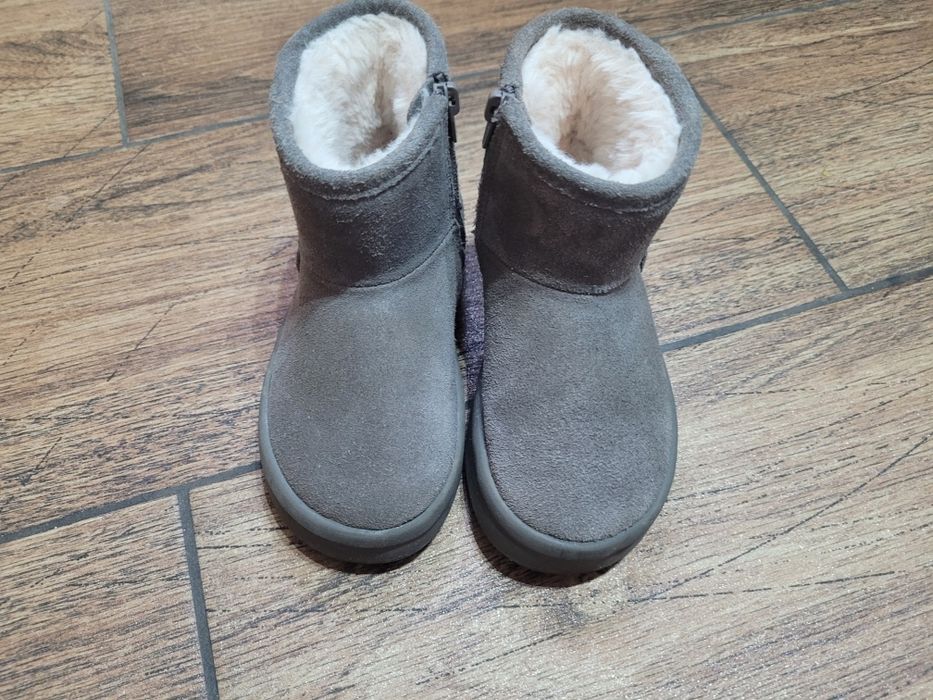 Sniegowce zara r. 25