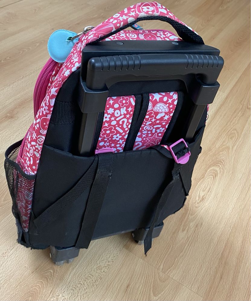 mochila lol surprise