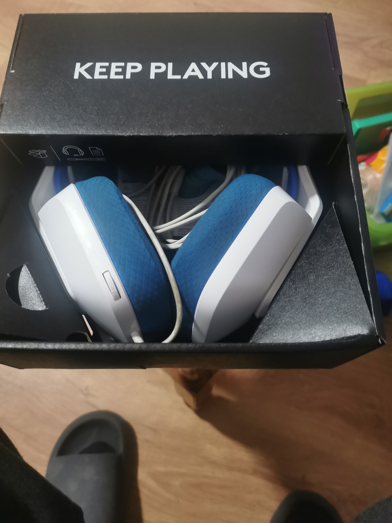 Headset Logitech G335 c/ defeito