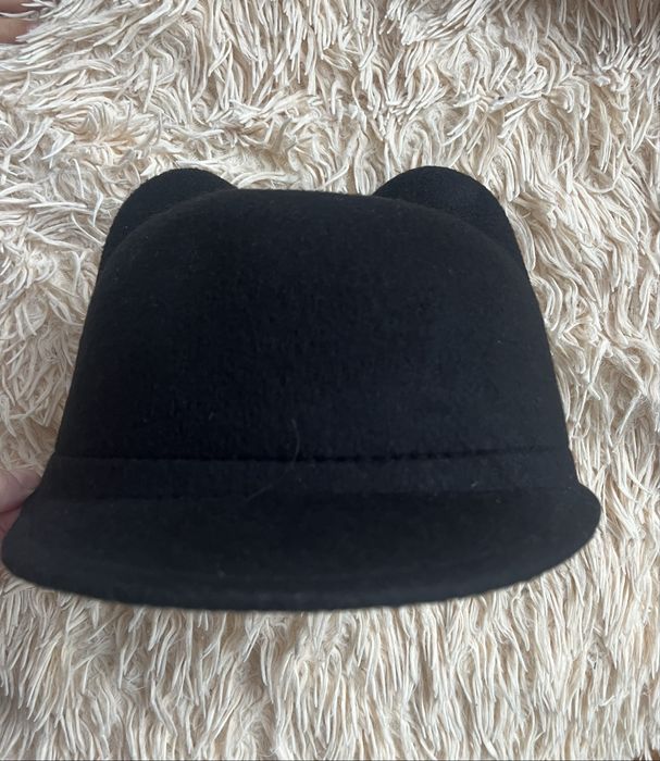 Жокейська фетрова жіноча шляпа осіння шапка берет капелюх з вушками