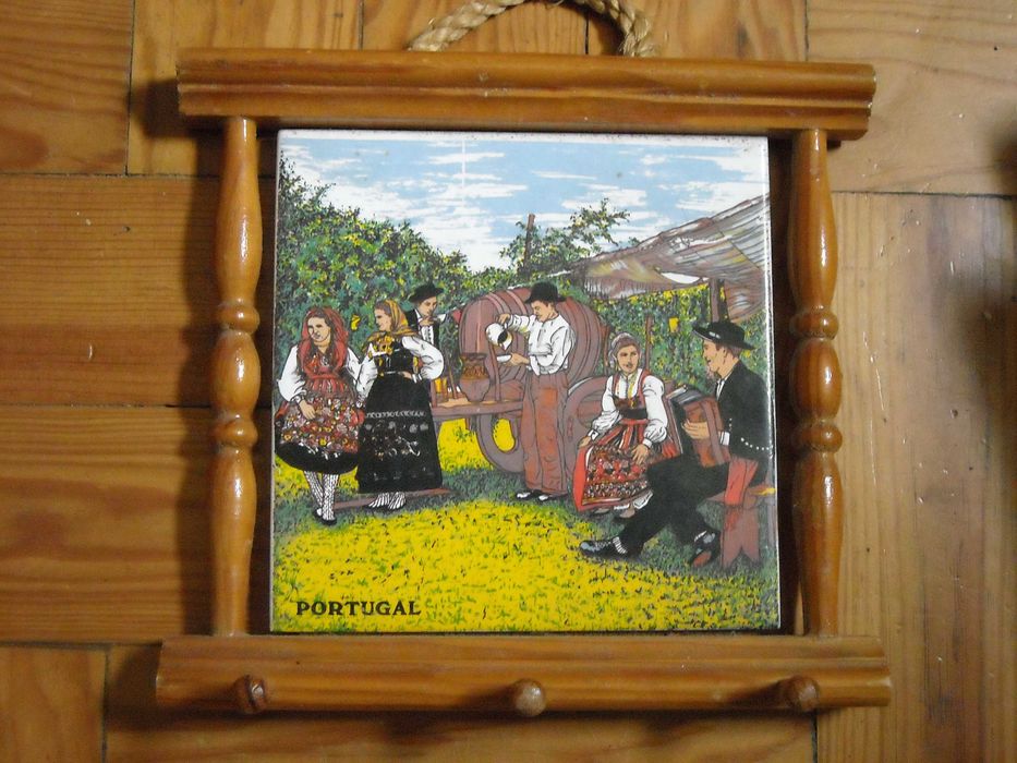 Azulejo decorativo vintage com cabide Viana Castelo