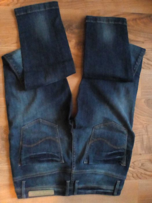 Jeansy młodzieżowe/dziecięce