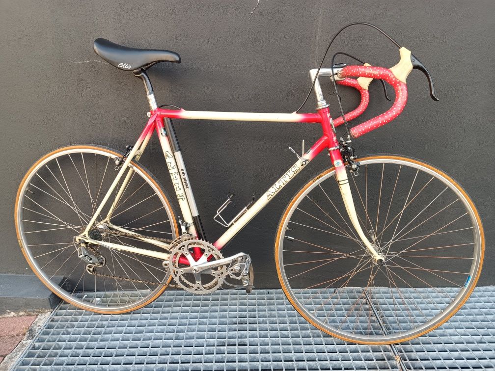 Altis clássica impecável #altis #vintage #ciclismo
