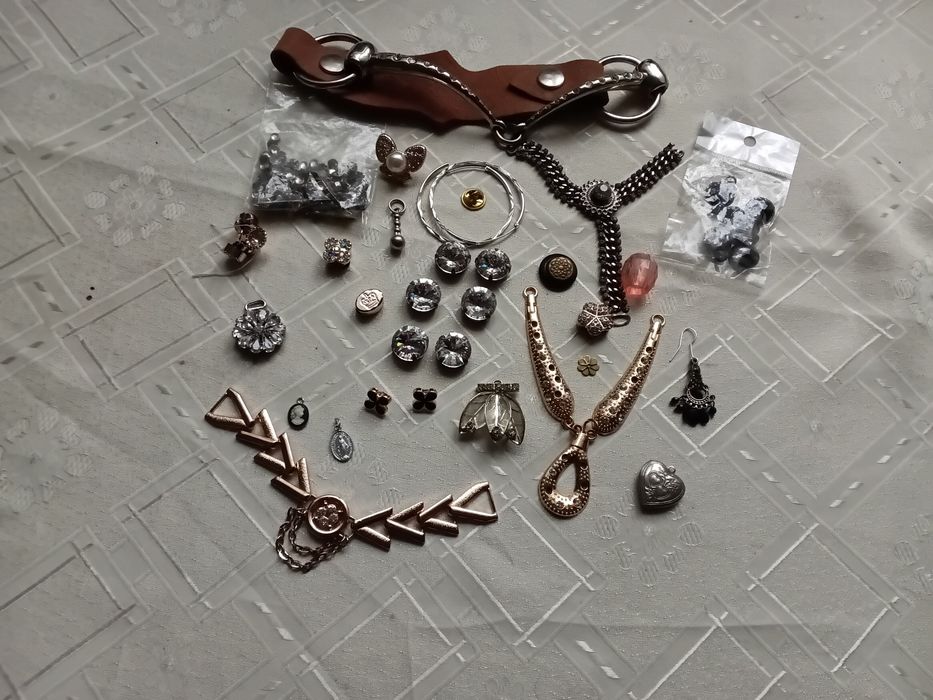 Вінтажна біжутерія( лом )