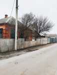 Продам дом в  центре Новой Водолаге с огромным торгом