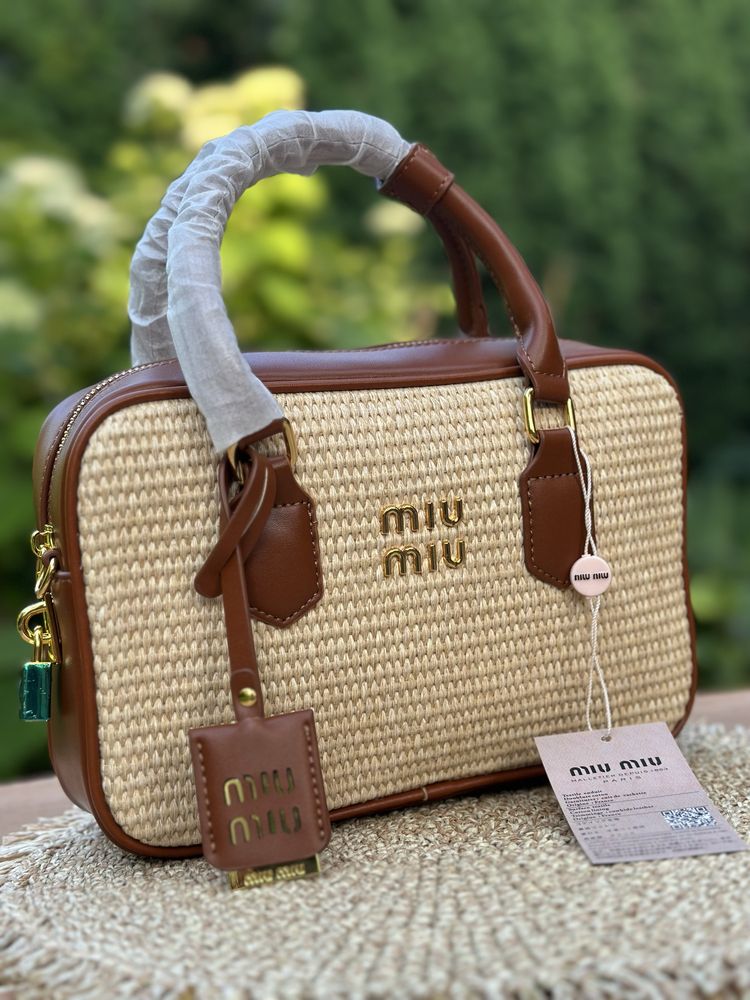 Жіноча шкіряна сумка Міу Міу,коричнева сумка miu miu,сумка миу миу кож