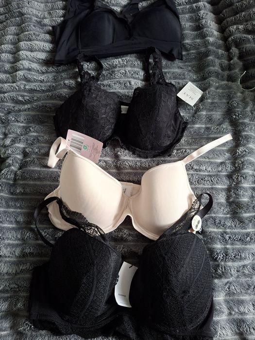 Nowe biustonosze 80D 85 D 80C