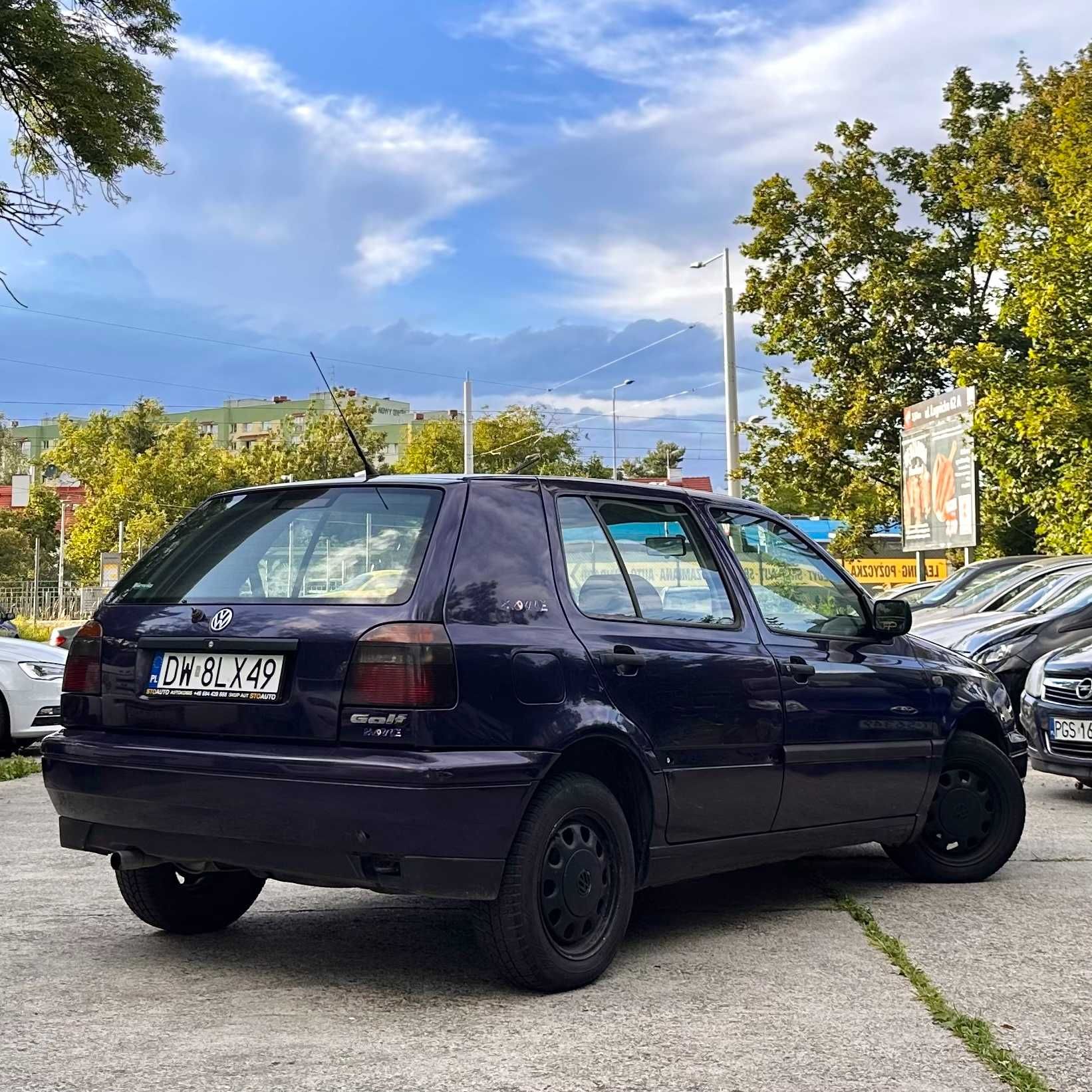 Volkswagen Golf 3|1.6 P 75KM|SprawnaKlimatyzacja|ElektryczneSzyby|1996