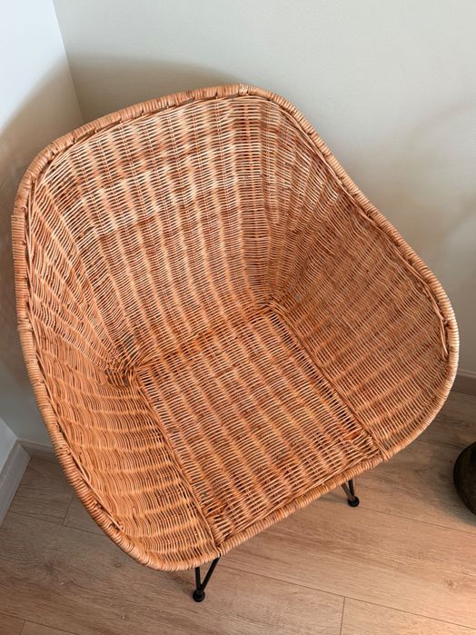 Cadeira Rattan e Aço Preto - Maison du Monde