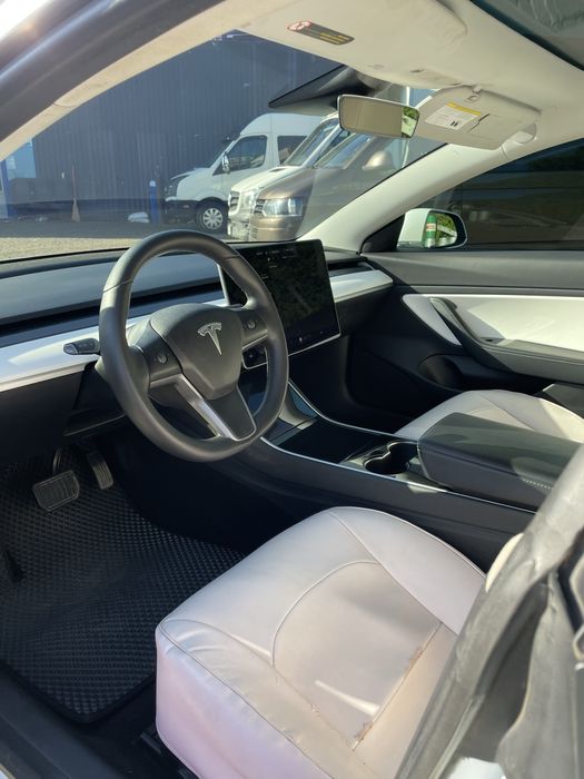 Tesla 3 2020р 100тис