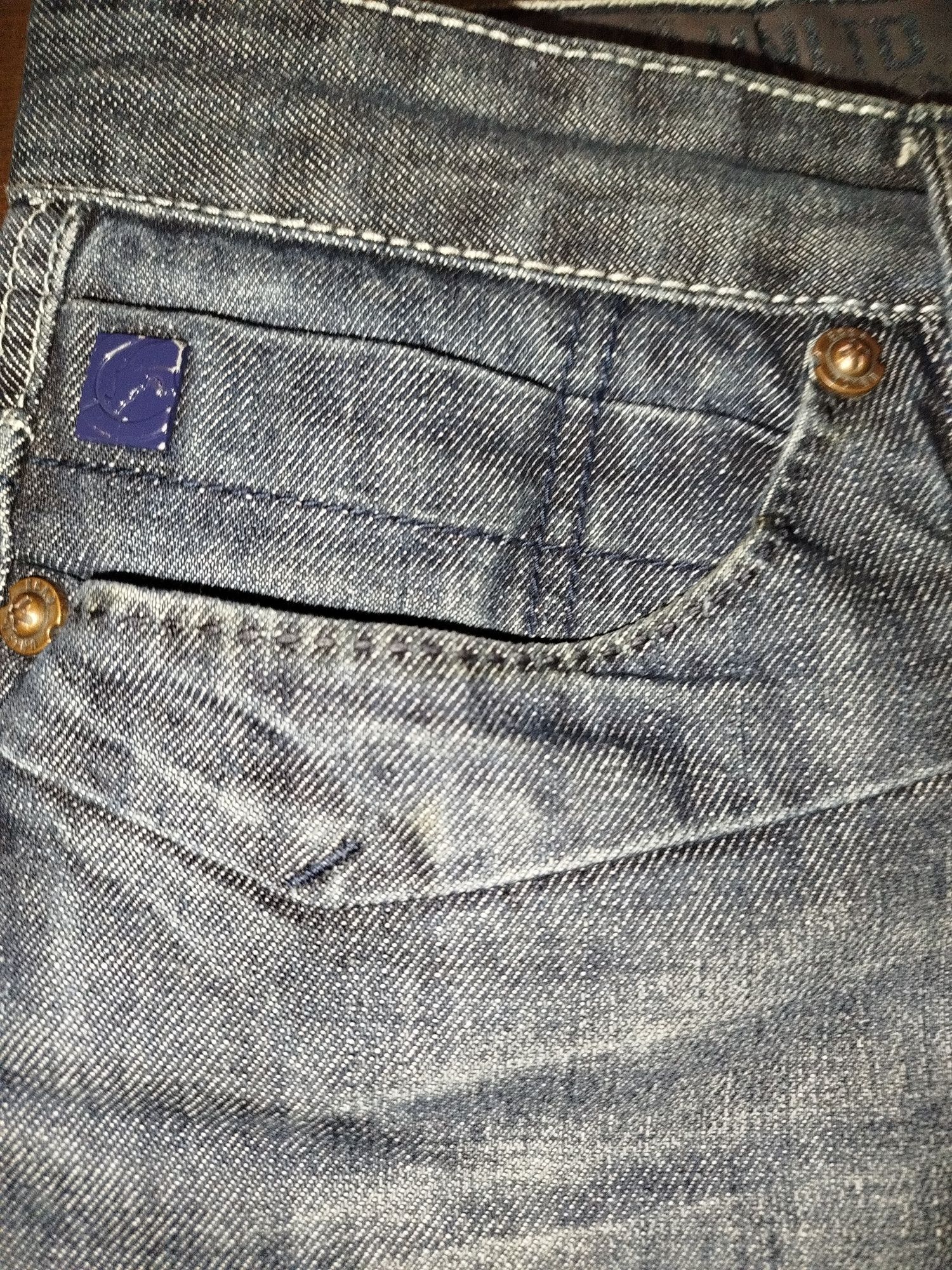 Очень широкие шорты ecko unltd