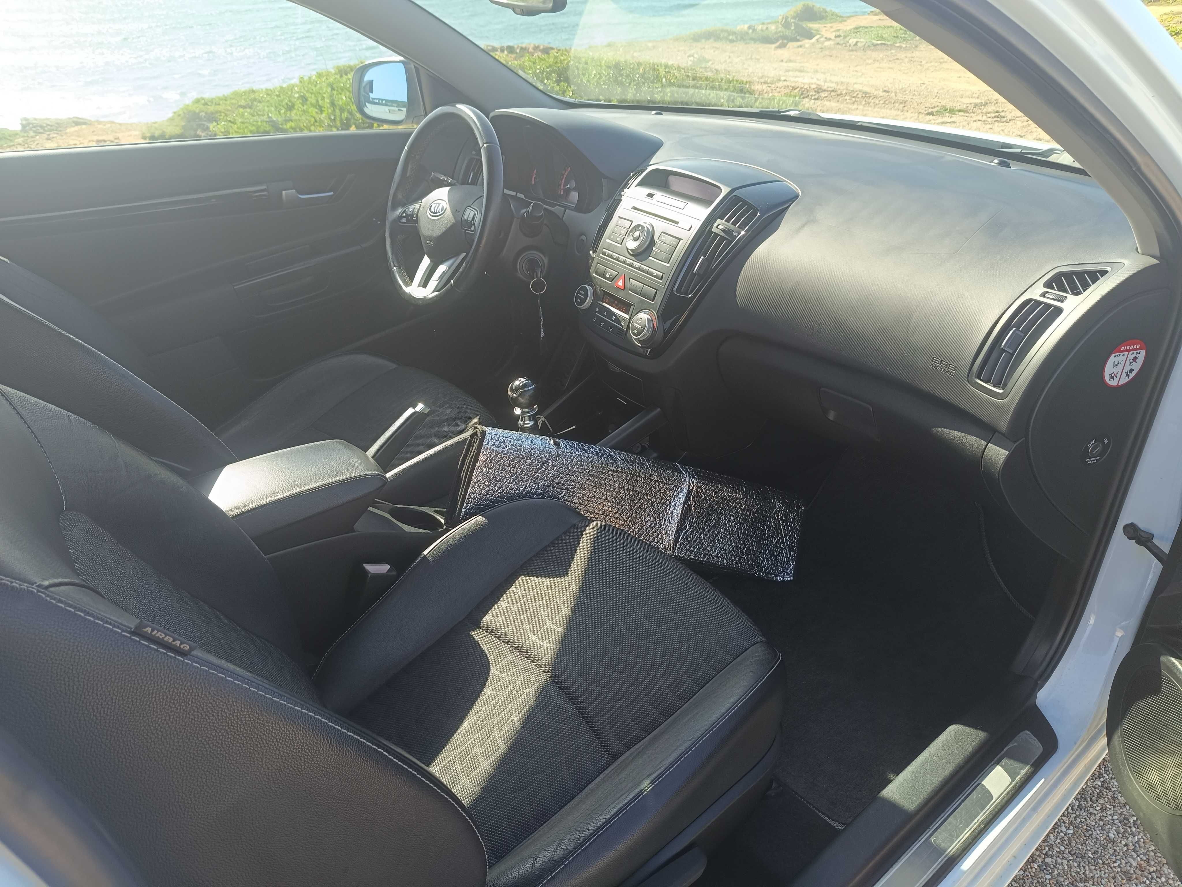 Vendo Kia ceed 1.6crdi 2011! inspeção feita e selo pago até 06/2026