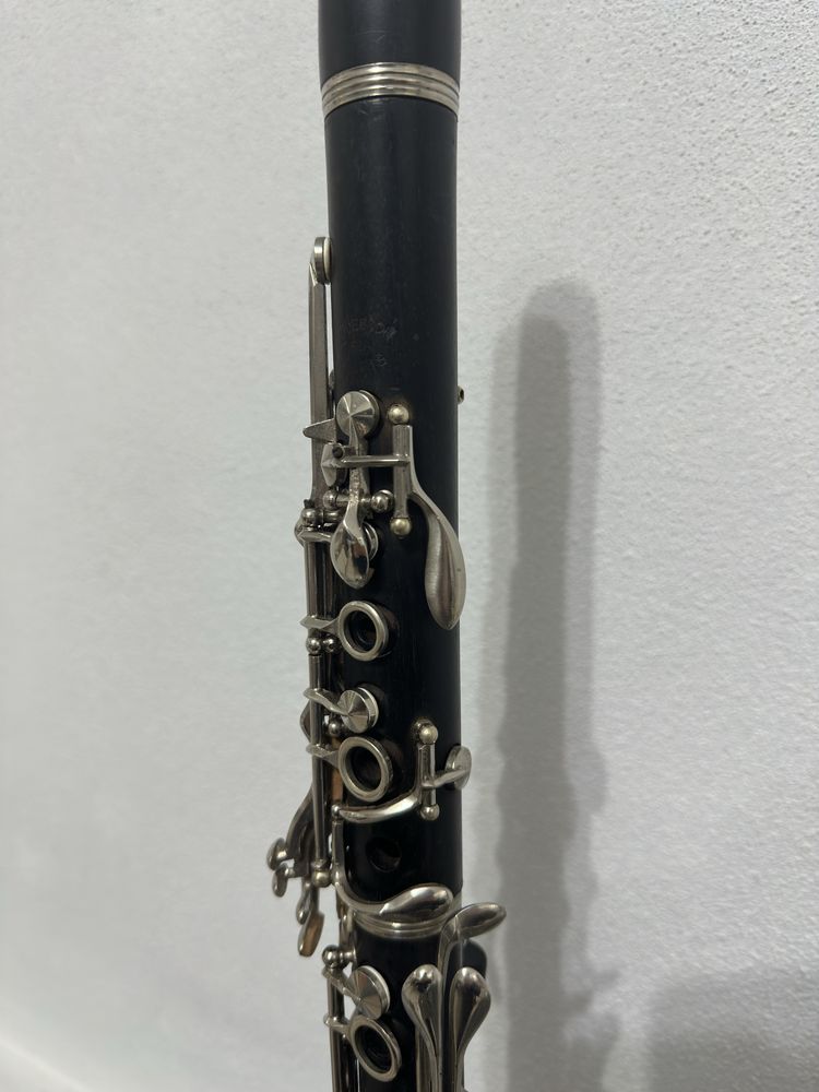 Clarinete couesnon restaurado e com mala