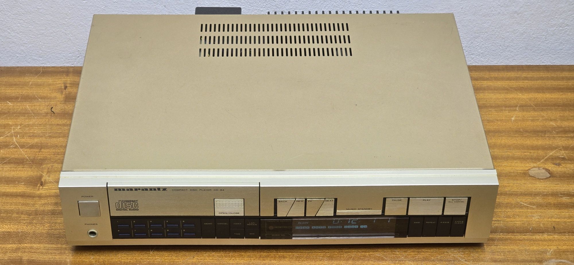 Marantz CD 84 ODTWARZACZ płyt  CD  Vintage szampański topowy
