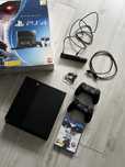 Konsola PS4, 2 pady, kamera+akcesoria, limitowana EDYCJA GRACZA