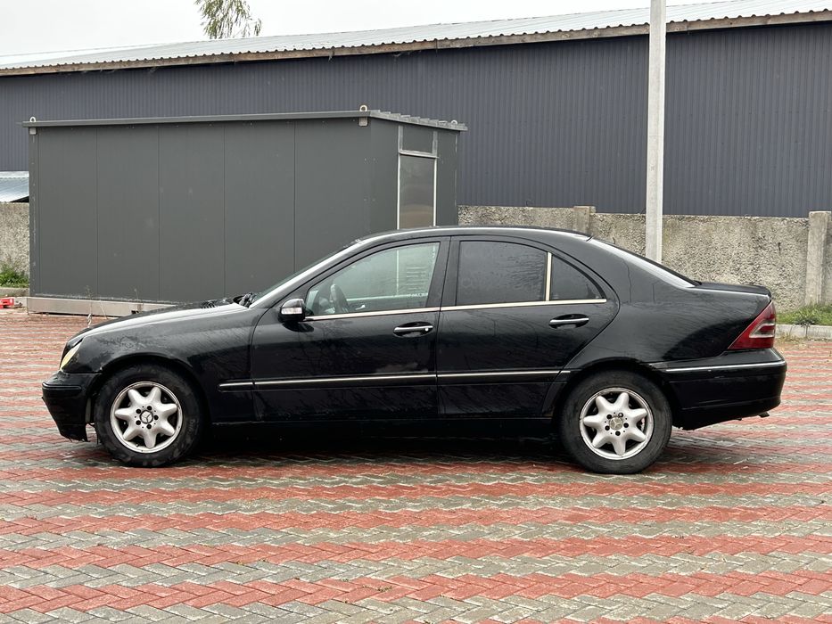 Продам Mercedes-Benz c220