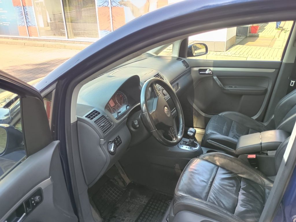 Sprzedam VW Touran automat