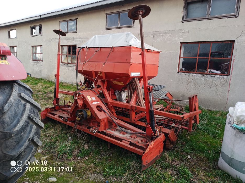 Accord 3m brona Niemeyer  wał guttler znaczniki komputer 1000kg
