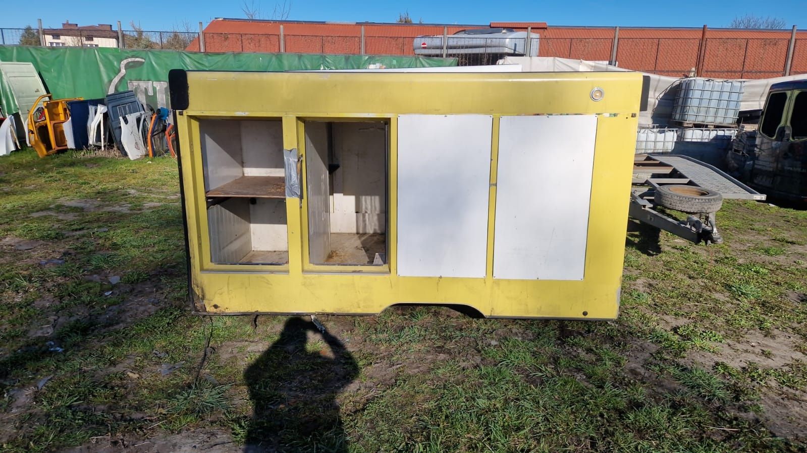 Kurnik kontener zabudowa kurnik izolowana ścianka 10cm 2.9m x 2.3m