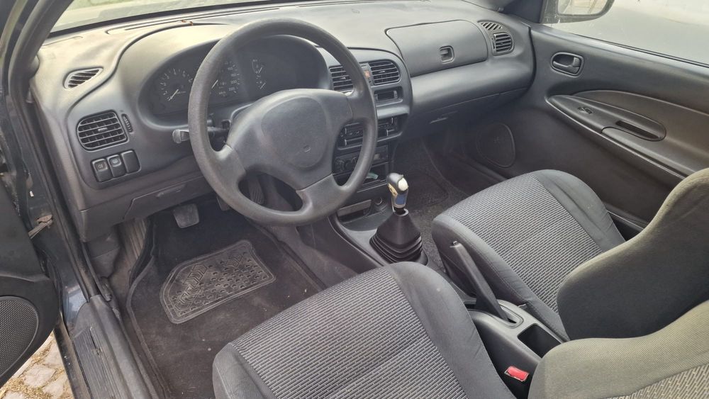 Vendo mazda 323 por falta de uso