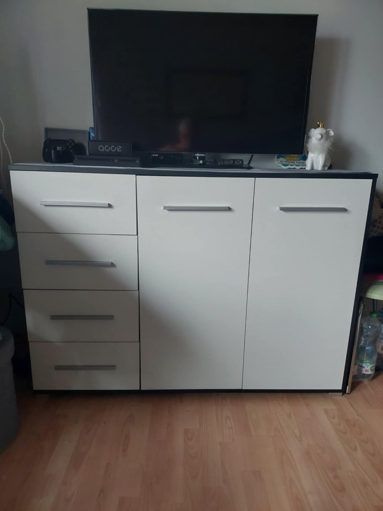 Meble pokojowe białe