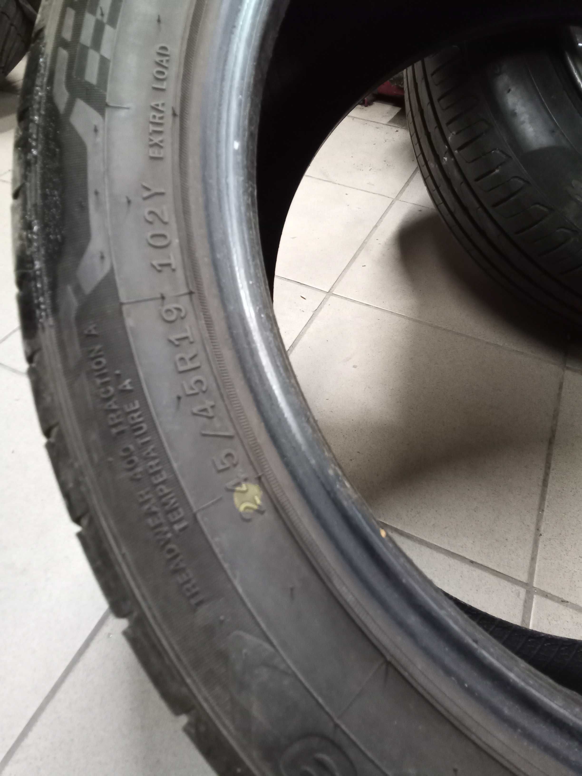 245/45 R19 2 sztuki 22r