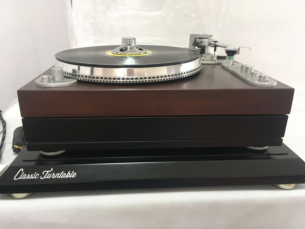 Gramofon Adam po renowacji