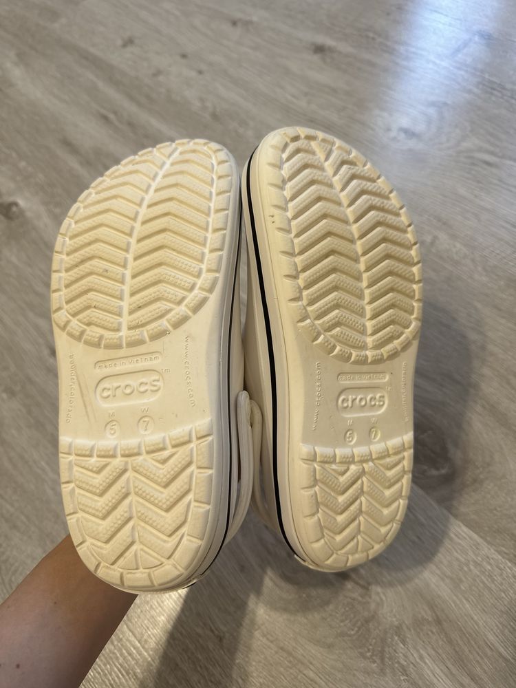 Жіночі crocs оригінал