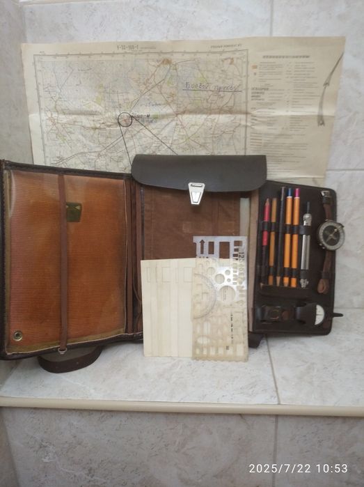 Офіцерський планшет укомплектований