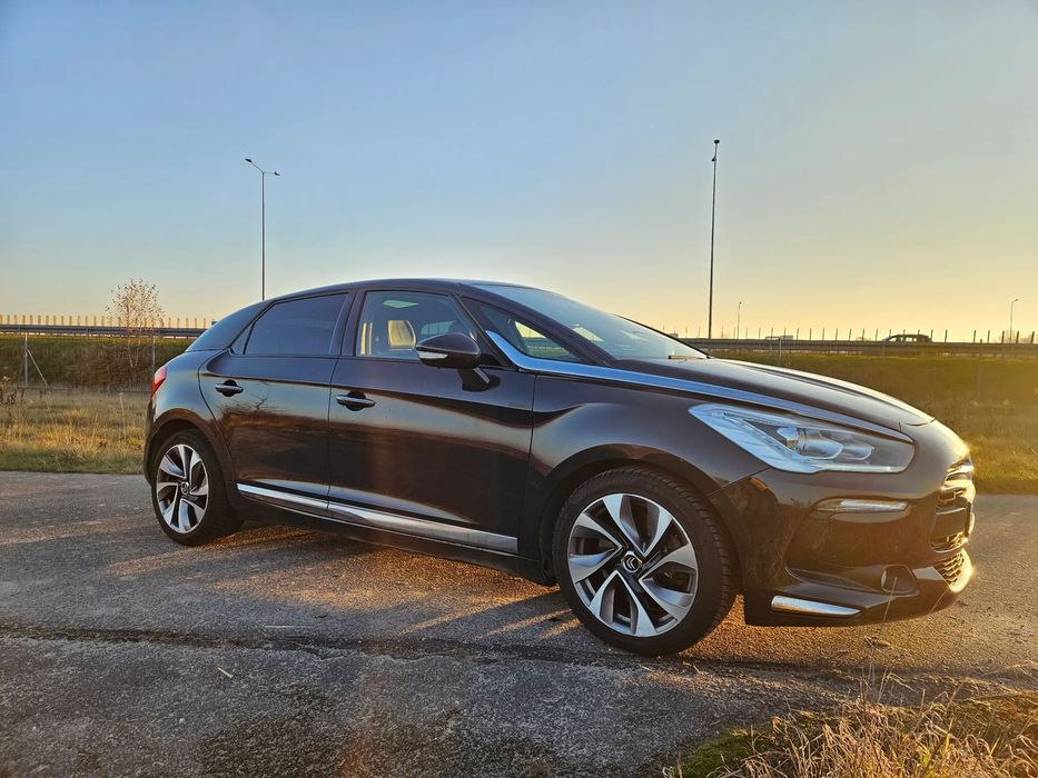 Citroën DS5 Citroën DS5 1.6 THP 200km