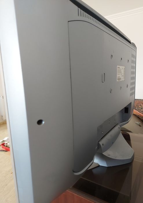 TV marca Grundig 32 polegadas