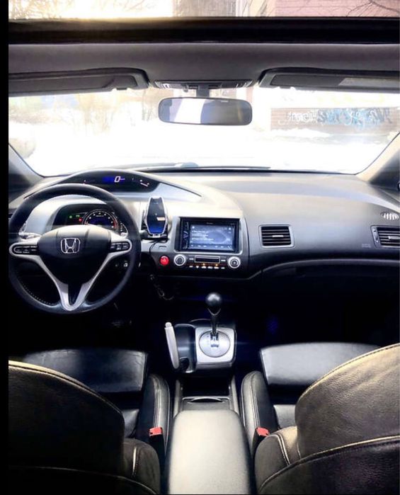 Продам Хонда Цывик 07г дв. 1.6 л, АКПП, про. 235 тыс