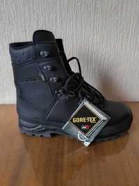 Buty LOWA Mountain Boots GTX czarne 10 UK