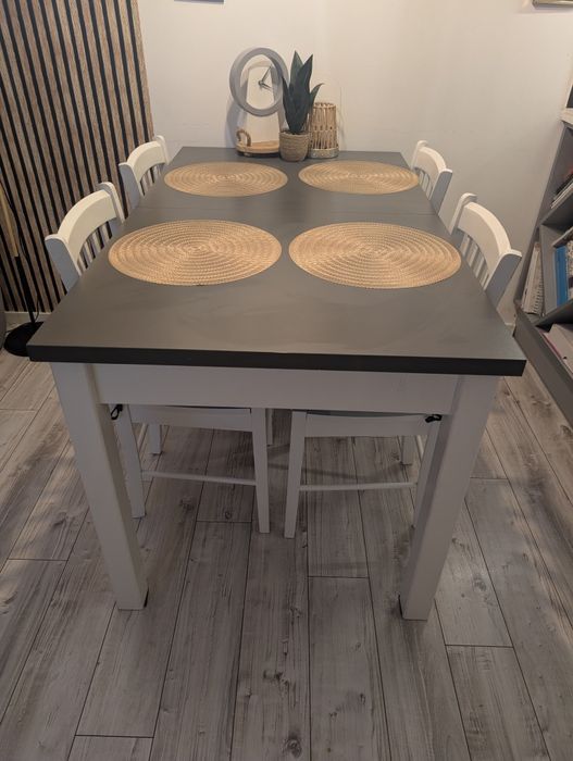 Stół i krzesła zestaw białe i szare