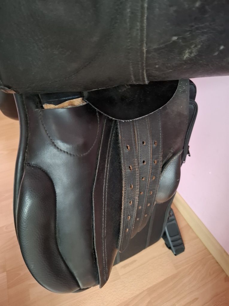 Siodlo wszechstronne 17" M