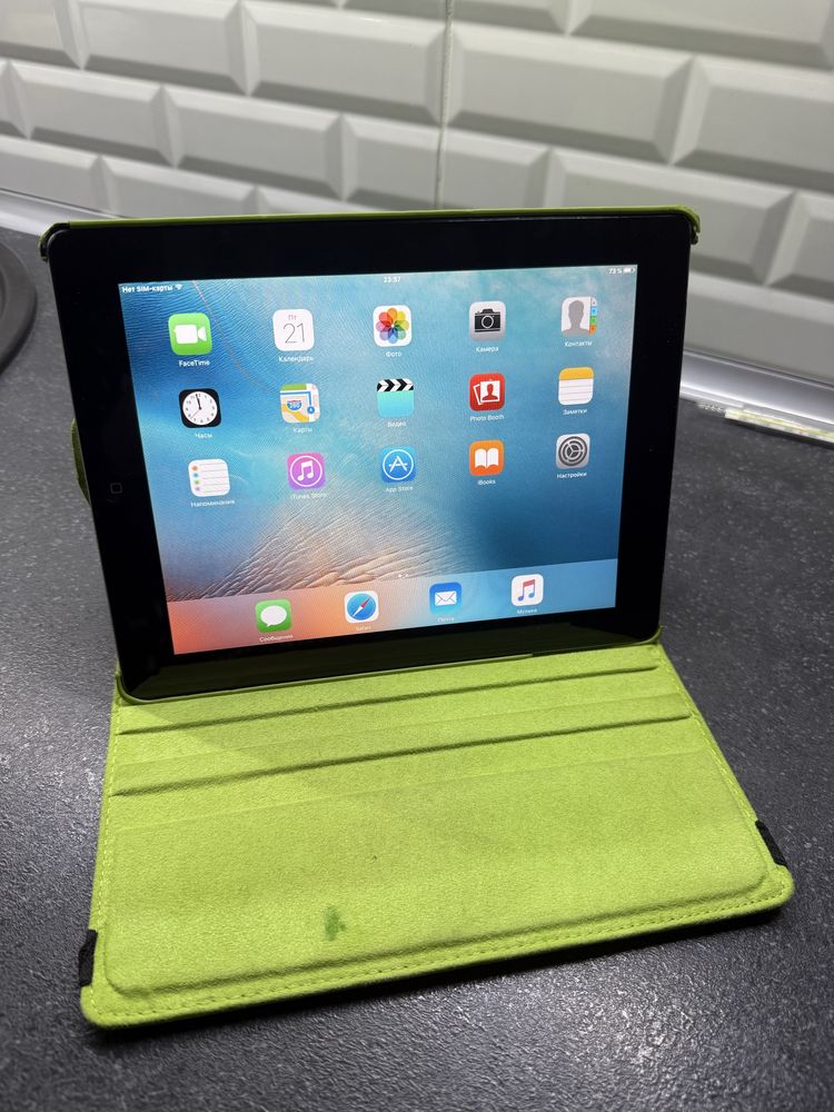iPad 2  16GB Apple