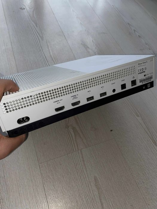 Xbox one stan b dobry na terenie Iłży możliwość dowozu