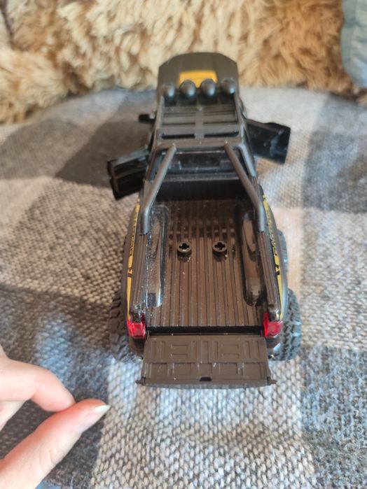 Машинка для хлопчиків, Ford, позашляховик, джип