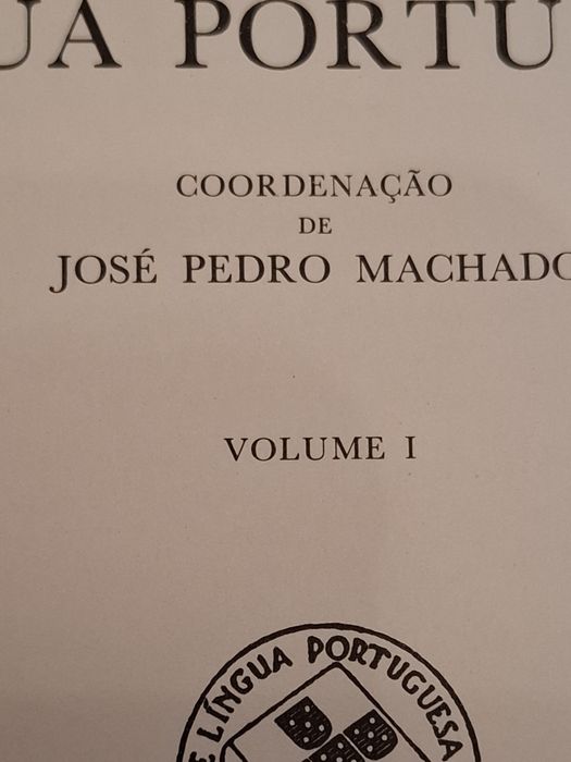 Grande Dicionário da lingua Portuguesa -12 volumes