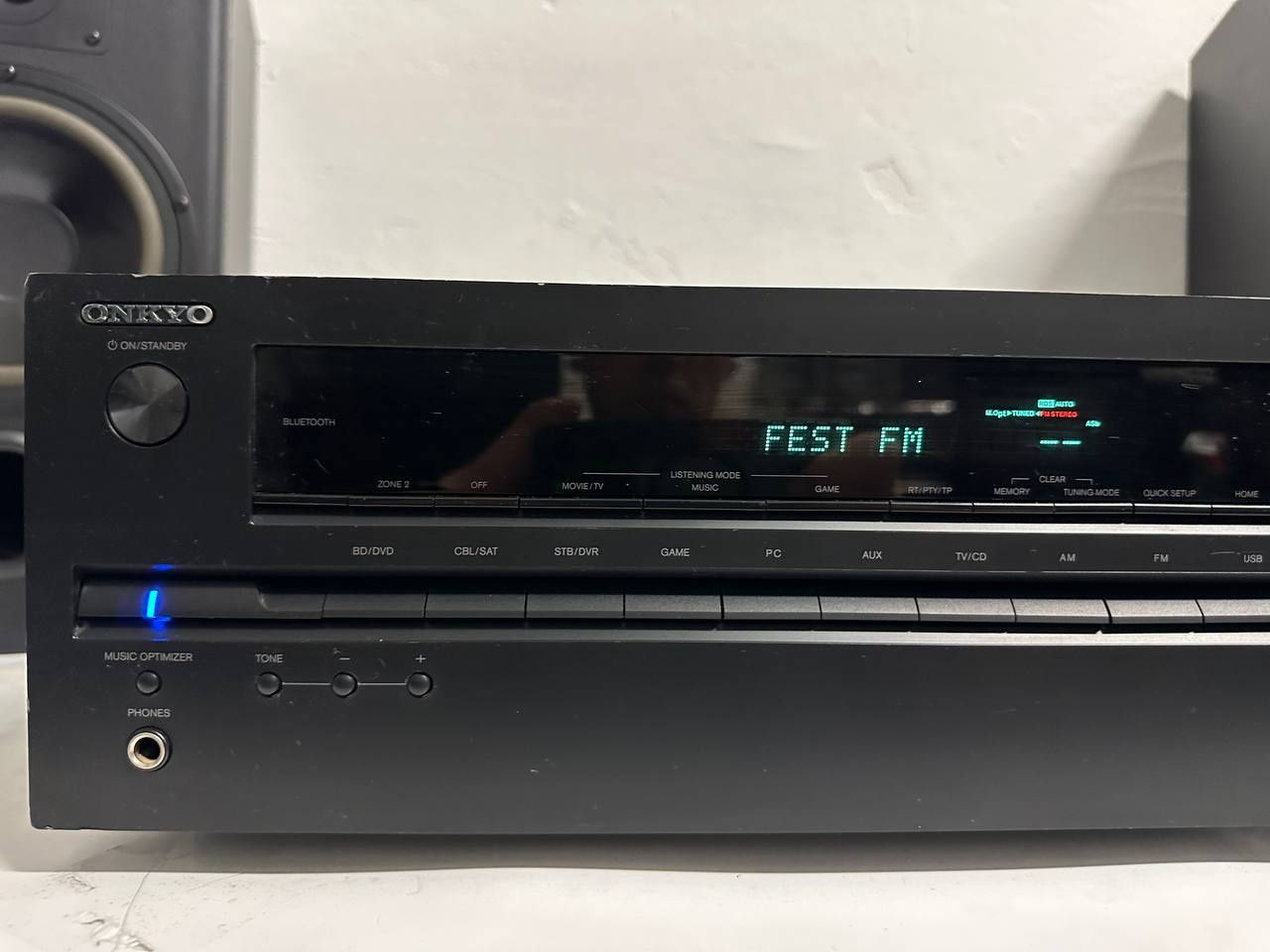 5.1 Amplituner Onkyo HT-R393, 5*110Watt, HDMI, Bluetooth