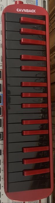 Піаніка -“MELODICA” -НОВА в чохлі з муштуком і трубкою ГАРНА ЯКІСТЬ