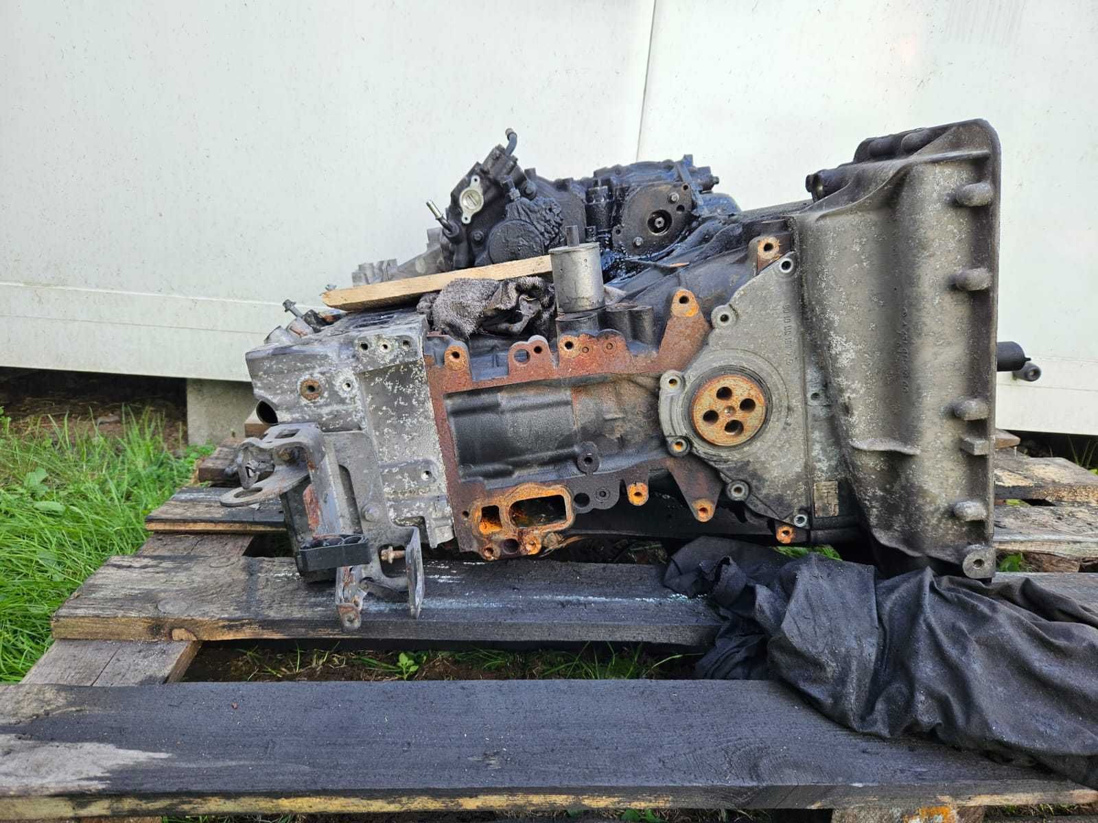Silnik Słupek Mercedes-Benz Sprinter 2015  313 KOD 906.633 uszkodzony