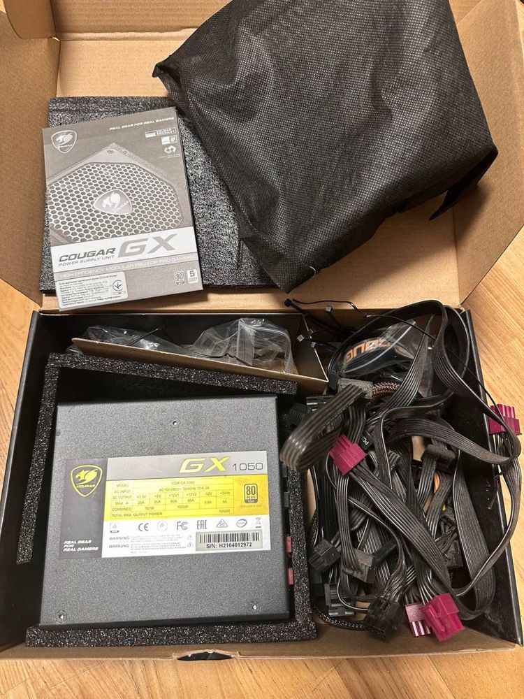 Блок живлення Cougar GX 1050W