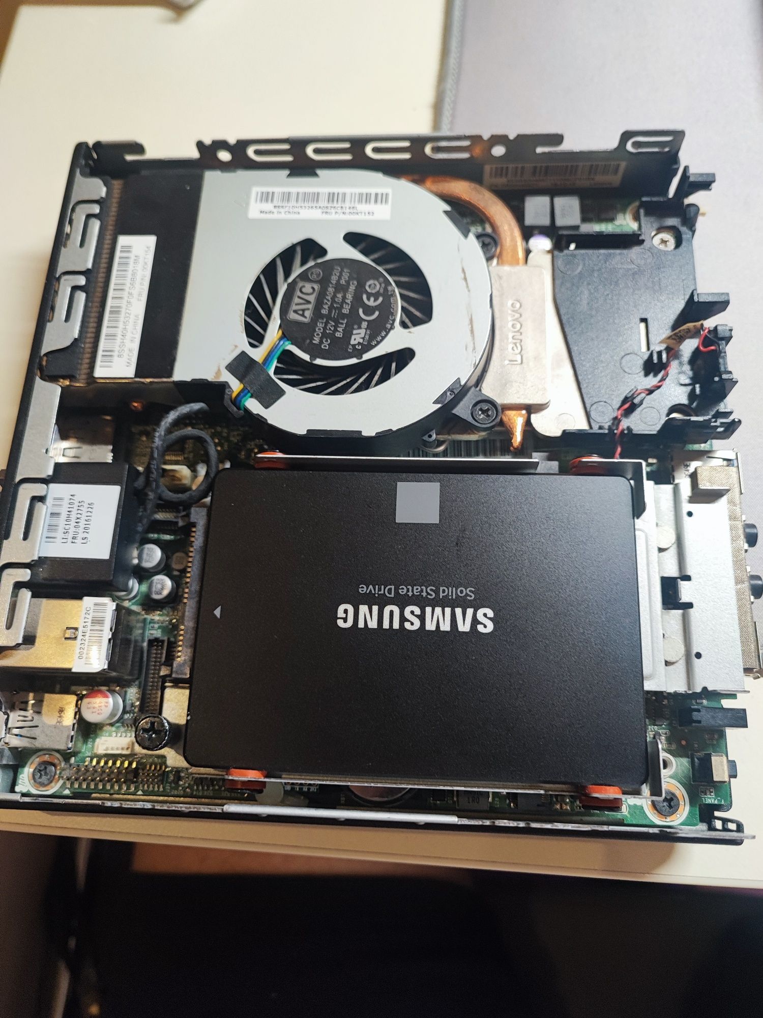 Lenovo ThinkCentre M700 i5-6500T