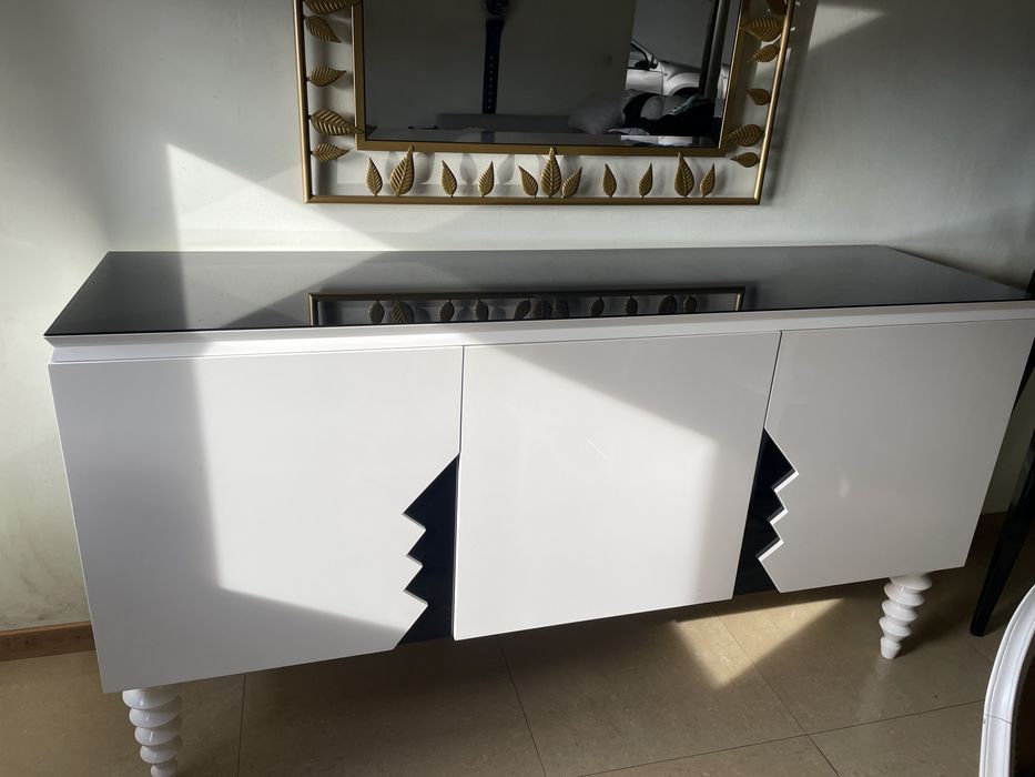 Movel sala em alto brilho com vidro como novo