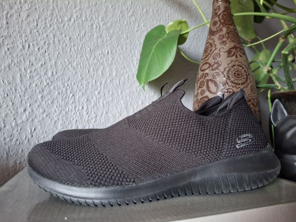 Skechers wsuwane sneakersy damskie 38