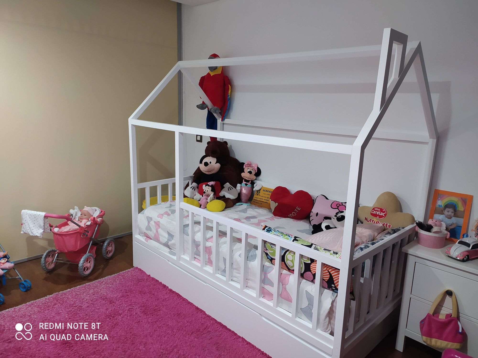 Cama casinha com estrado e colchão