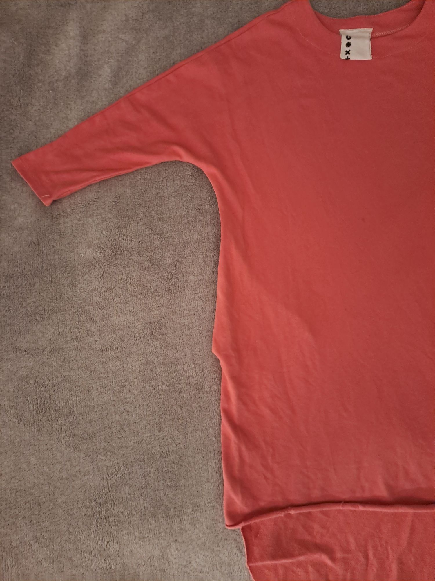 Dłuższa bluza, tunika dziewczęca rozm.140-146, kolor koralowy